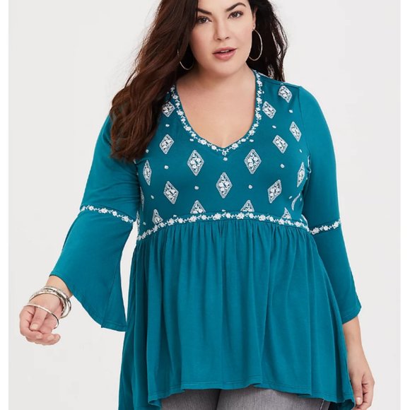 torrid Tops - SUPER SOFT AQUA EMBROIDERED BABYDOLL TEE